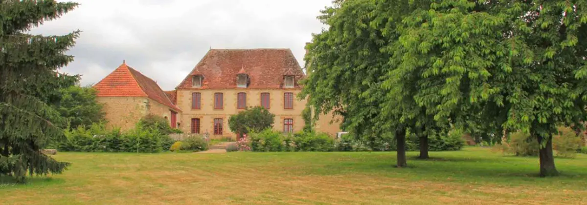 Vue large du Domaine du Puy Haut